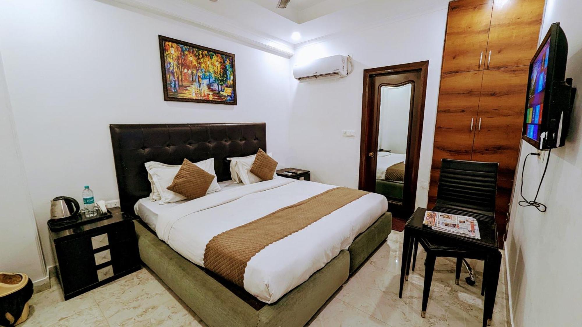 Hotel Moon Taj Near Yashobhoomi Convention Centre Delhi  Eksteriør bilde