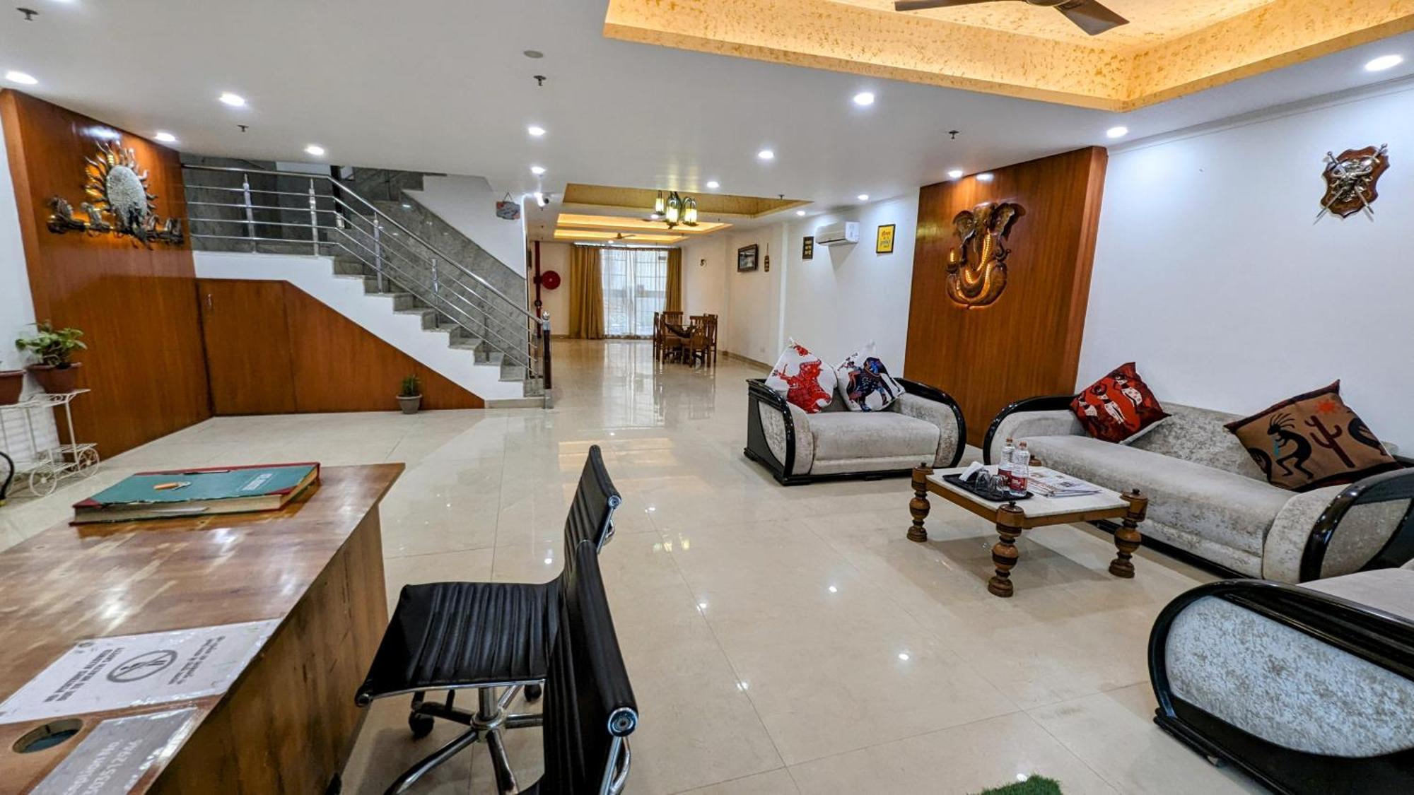 Hotel Moon Taj Near Yashobhoomi Convention Centre Delhi  Eksteriør bilde