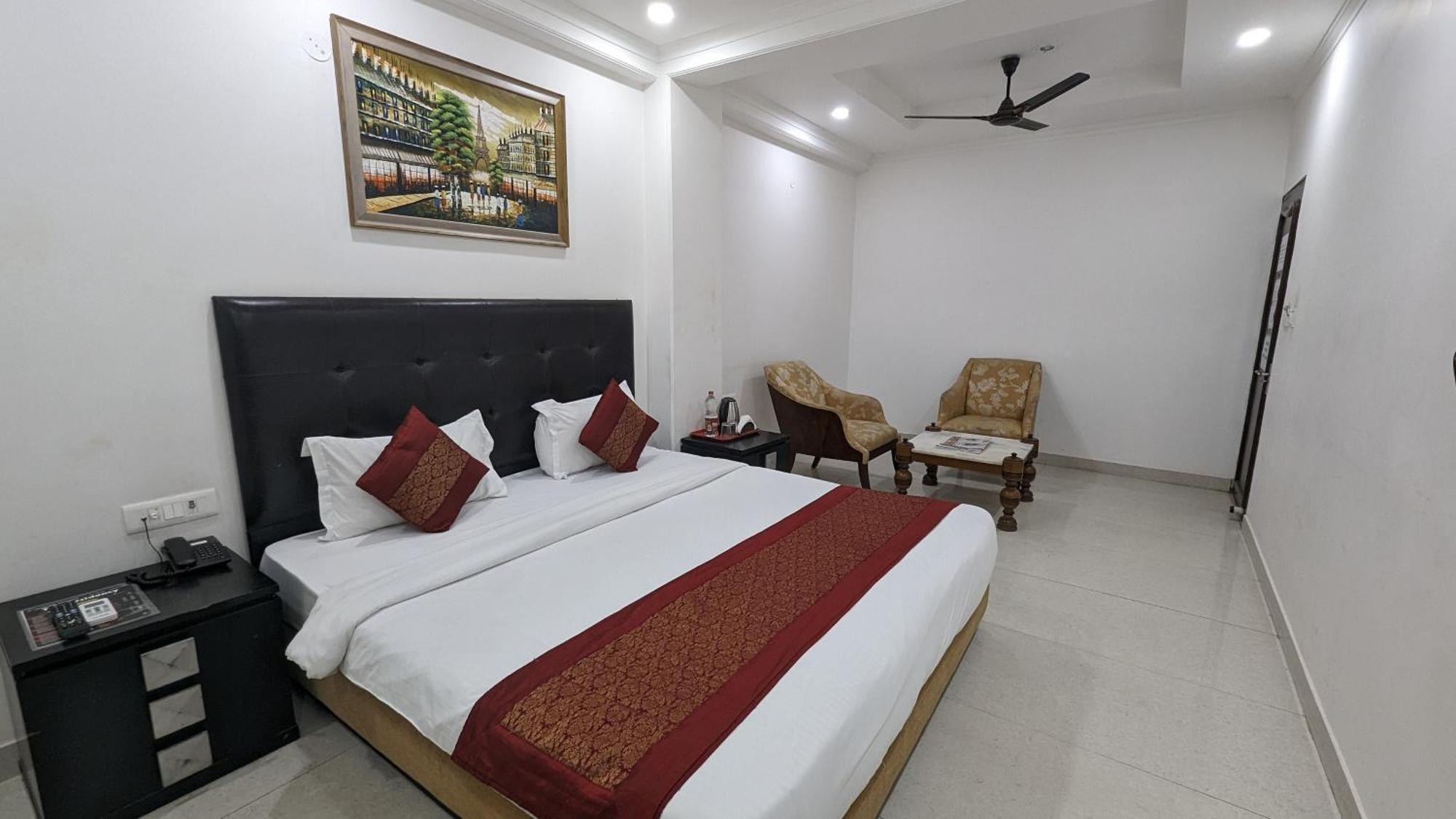 Hotel Moon Taj Near Yashobhoomi Convention Centre Delhi  Eksteriør bilde