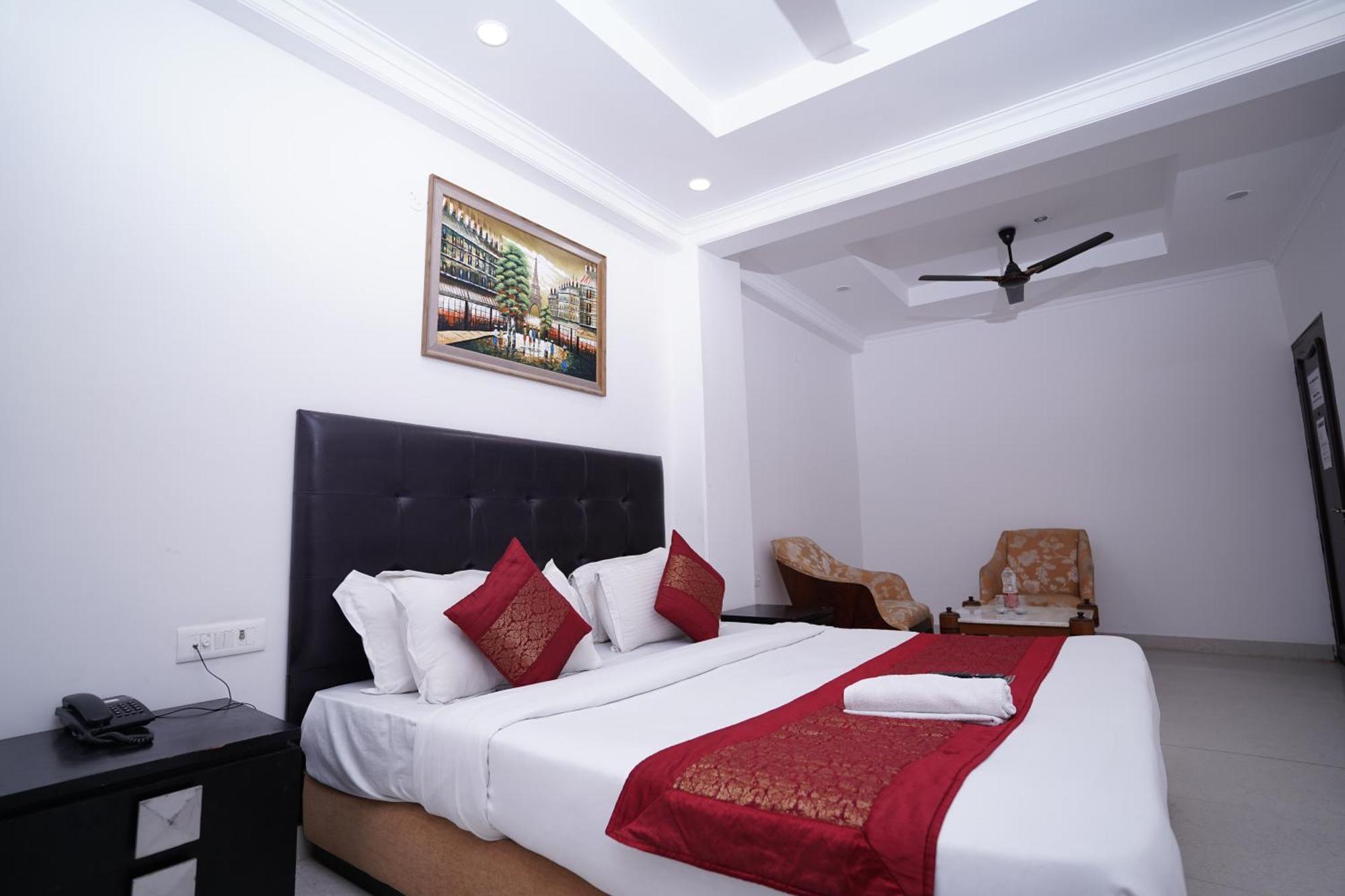 Hotel Moon Taj Near Yashobhoomi Convention Centre Delhi  Eksteriør bilde